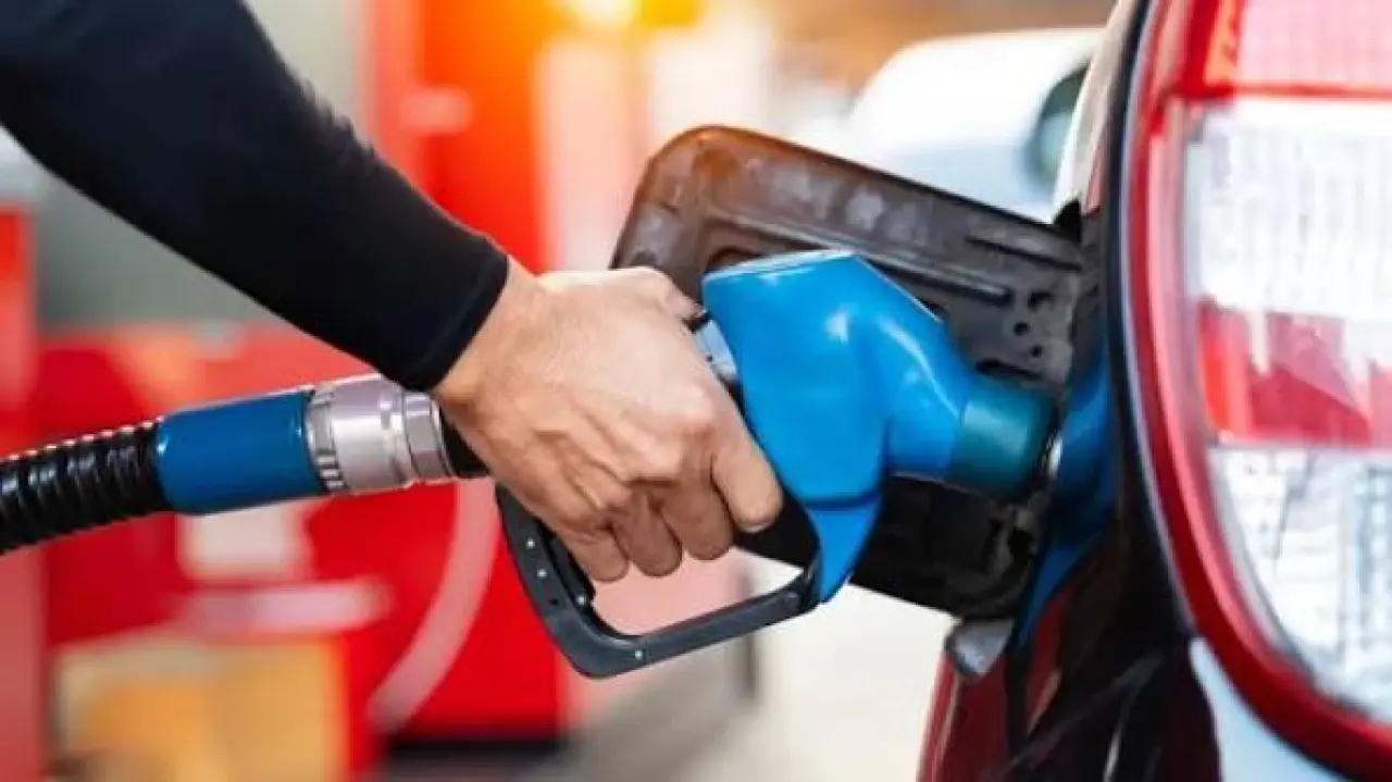 Motorine Rekor Zam: Bir Gecede 8,89 TL! 1