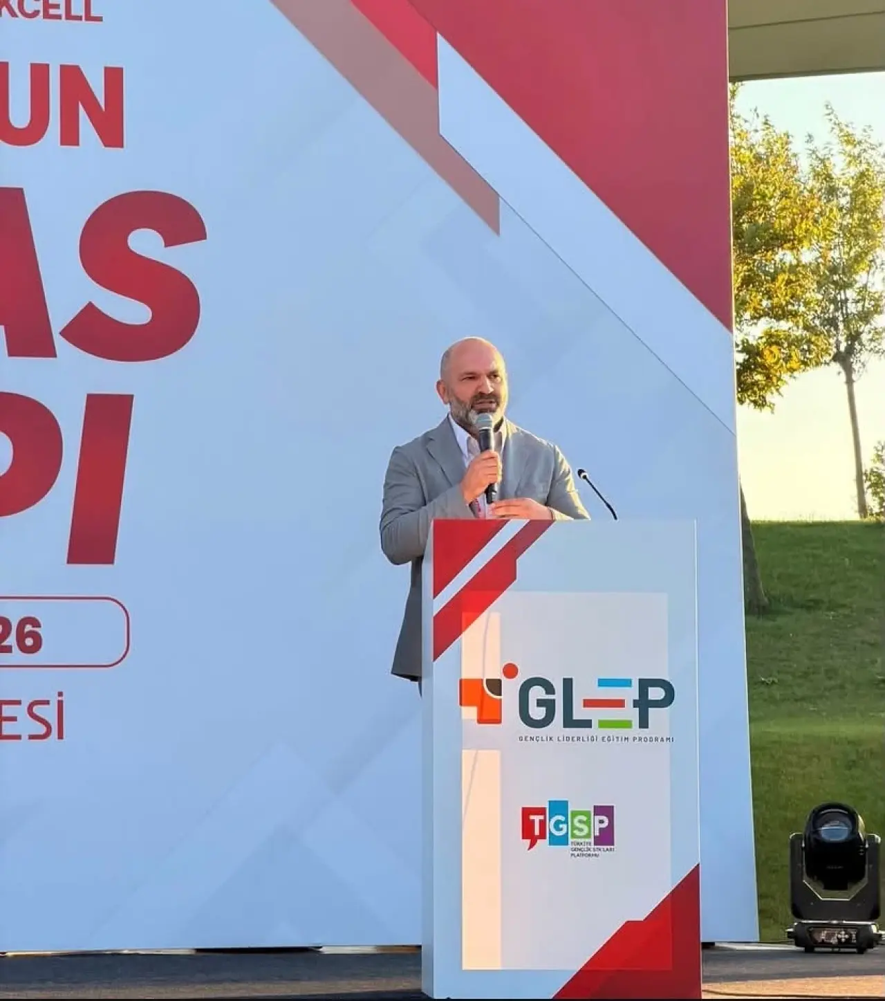 RTÜK Üyesi Hasan Davulcu Gençlik Liderleriyle Buluştu 1