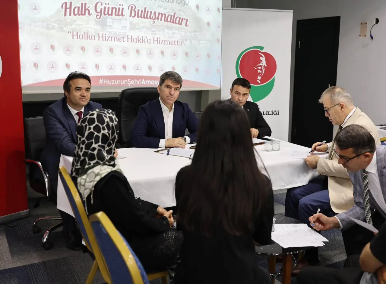 Vali Bakan Vatandaşları Tek Tek Dinledi 2