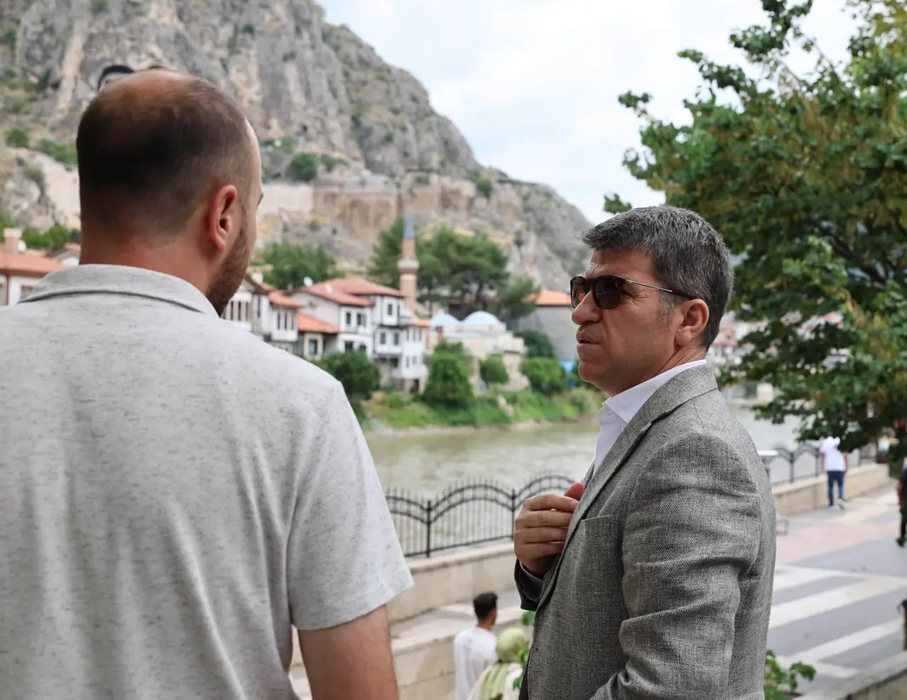 Vali Bakan Vatandaşlarla Buluştu 2