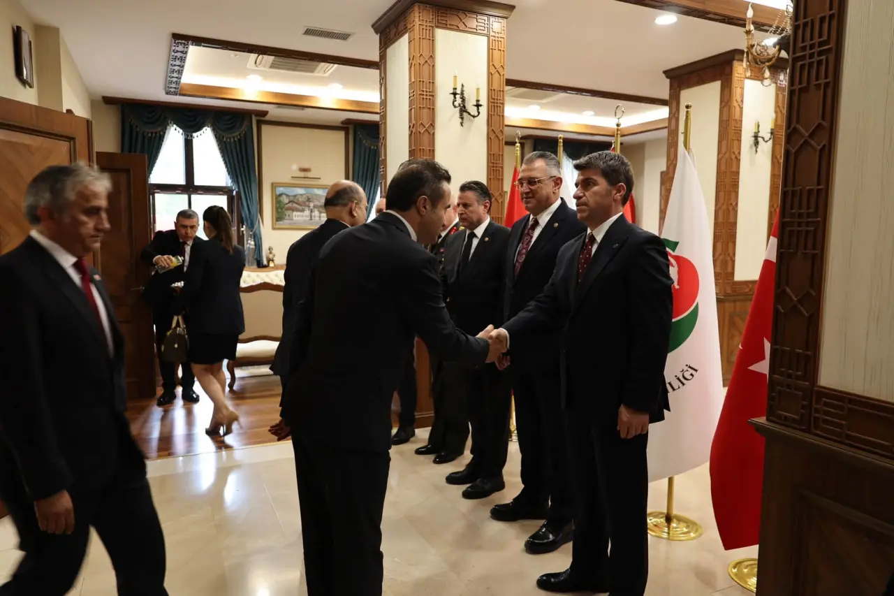 Vali Önder Bakan, 30 Ağustos Zafer Bayramı Tebriklerini Kabul Etti 3