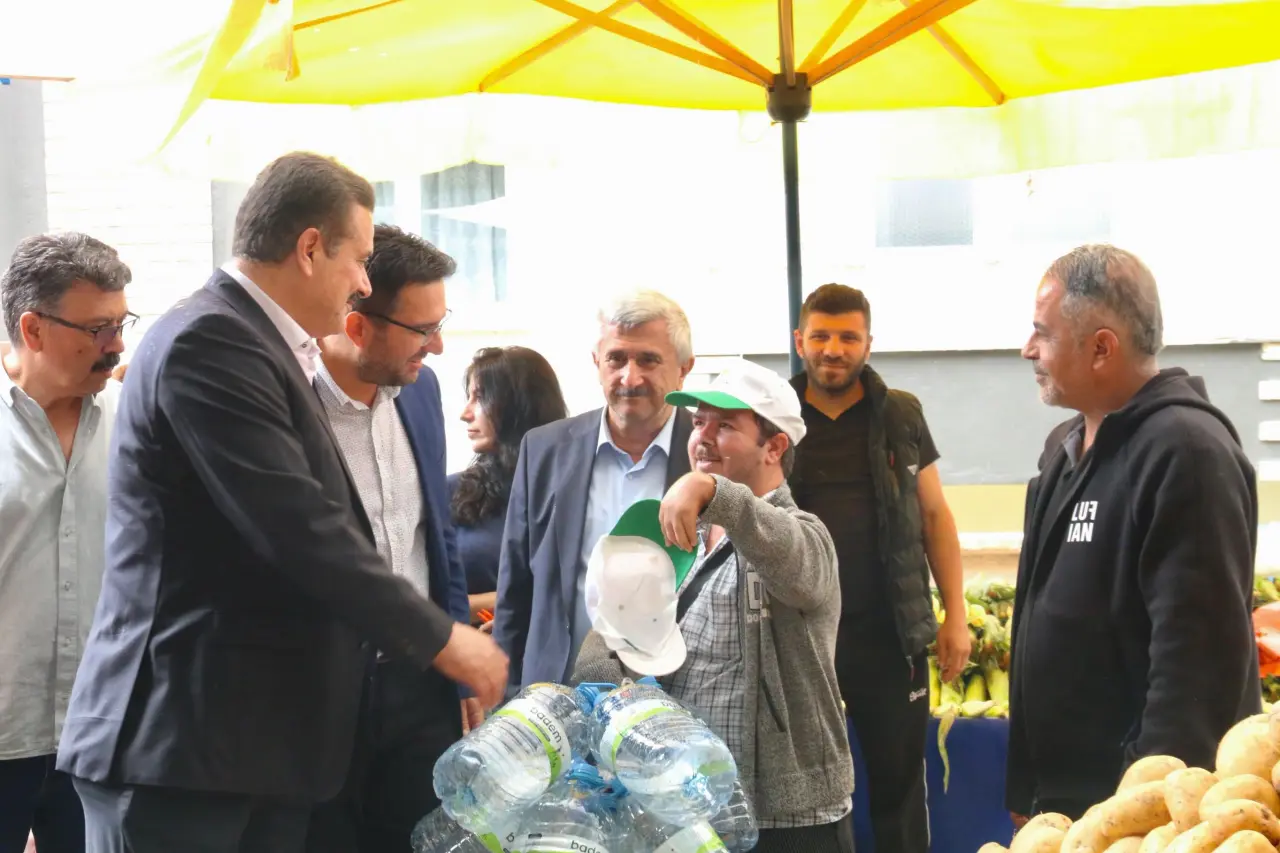 Vekil İpek Amasya Pazarında! 2
