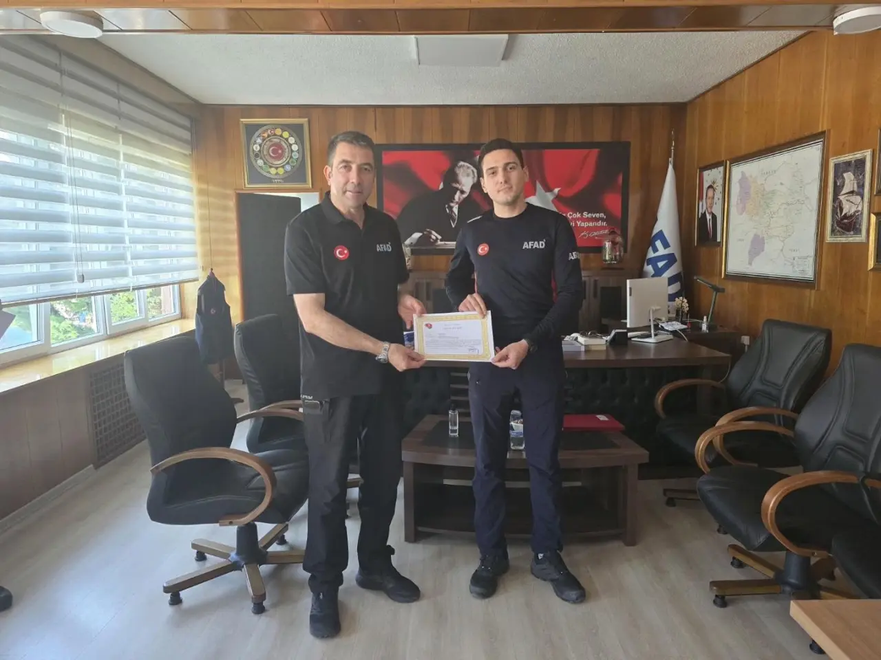AFAD Amasya’da Özverili Personele Başarı Belgesi 3