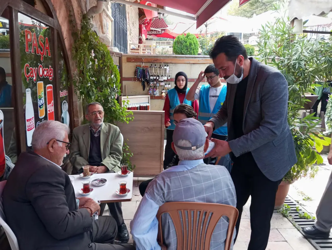 AK Parti’den Merzifon’da İkinci Maske Hamlesi! 2