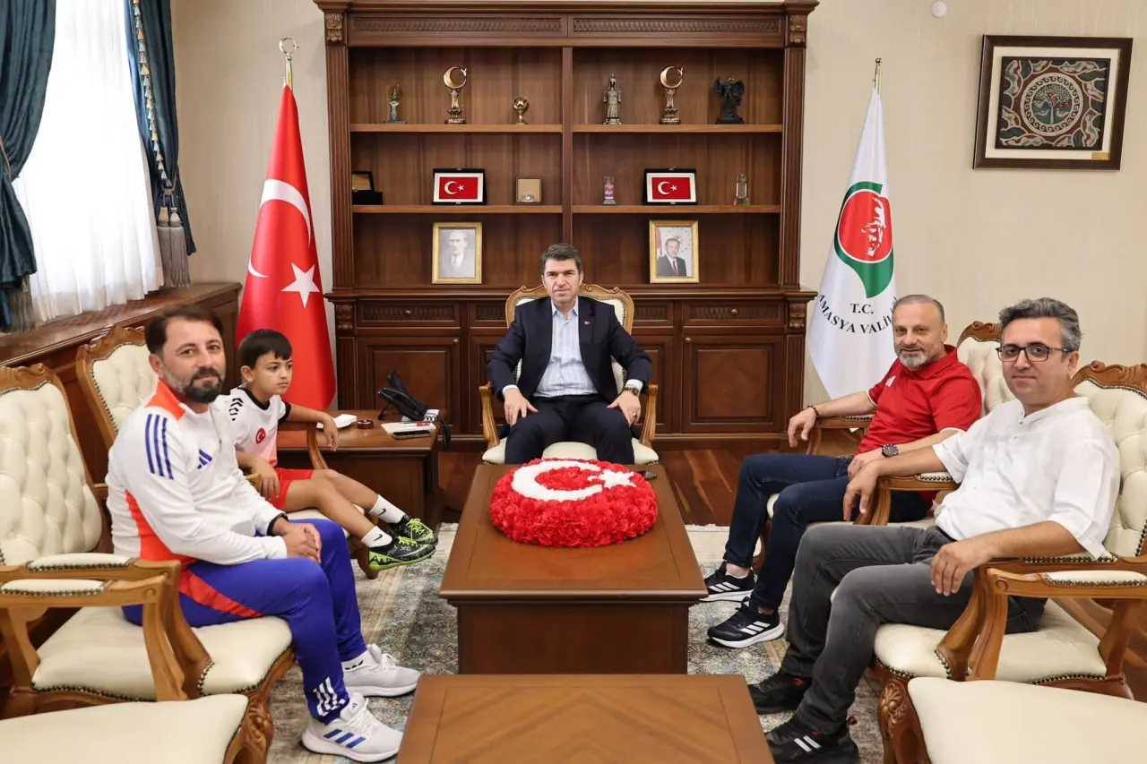 Amasya Gücü Yönetimi Vali Bakan’la Buluştu 2