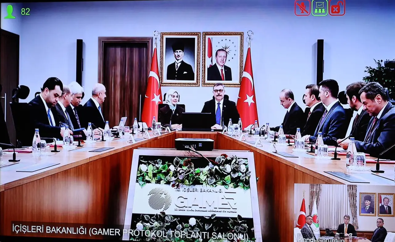 Amasya Sosyal Yardım Zirvesinde 2
