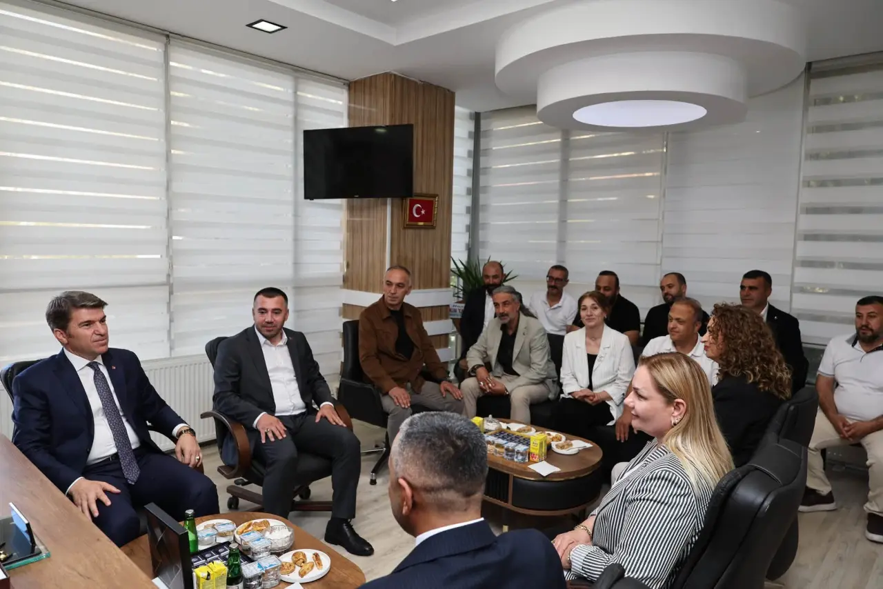 Amasya Valisi Bakan’dan MHP'ye Ziyaret 4