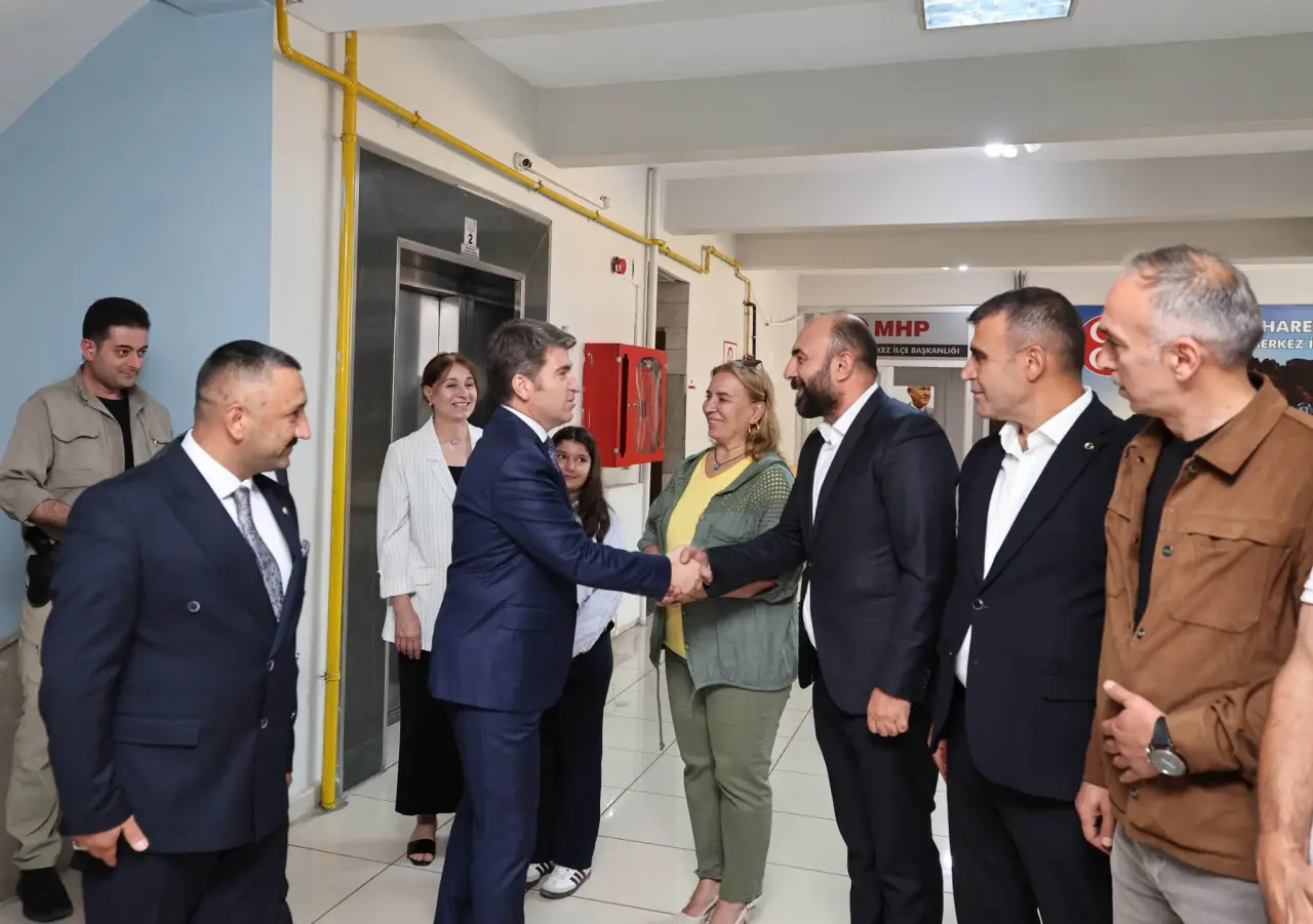 Amasya Valisi Bakan’dan MHP'ye Ziyaret 2