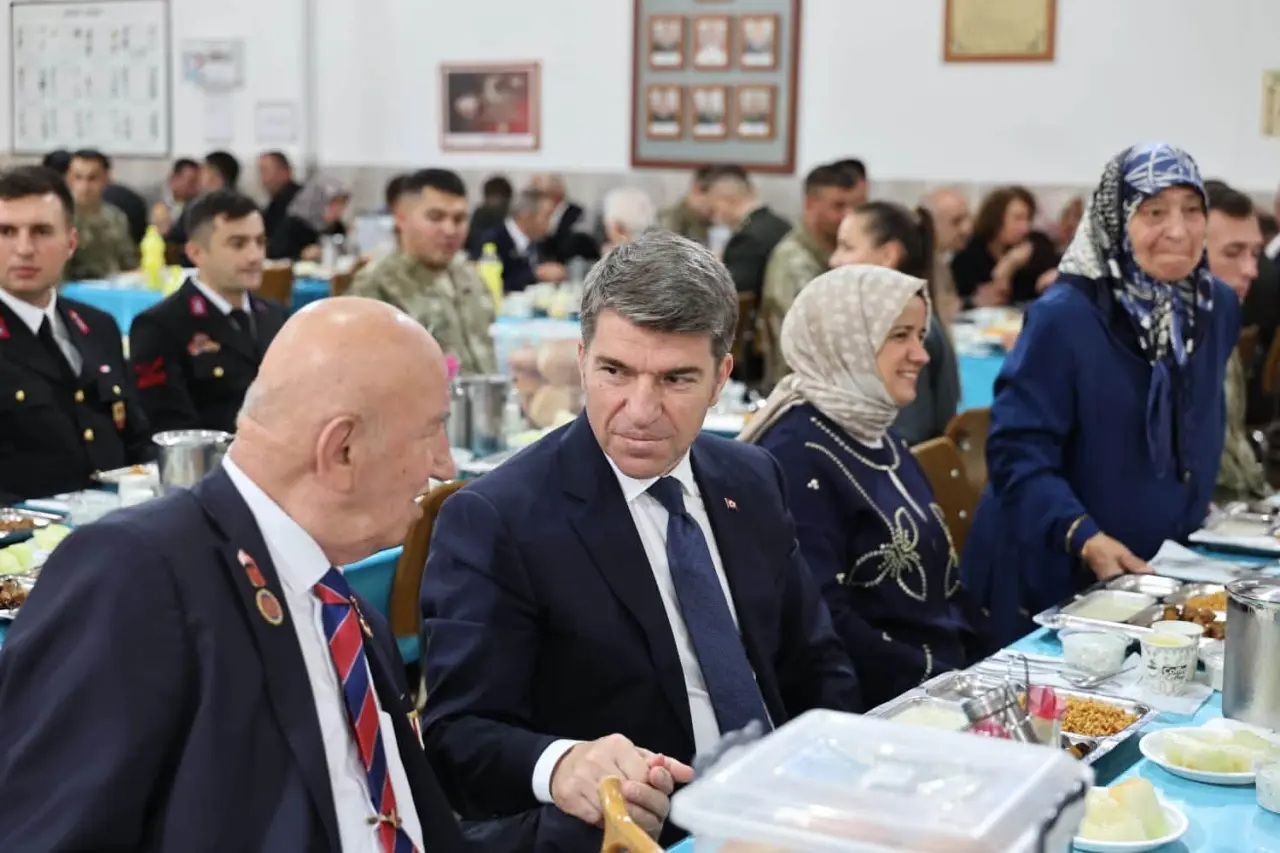 Amasya’da Vefa Sofrası Kuruldu 4