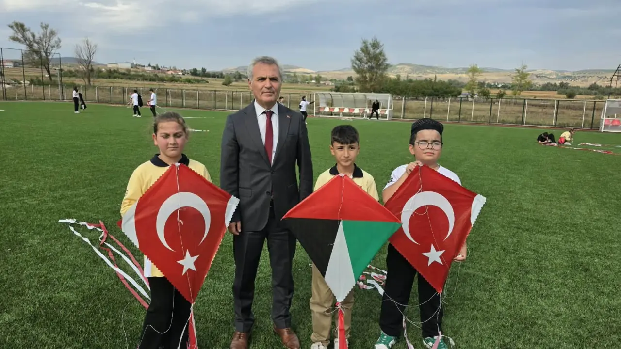 Amasya’dan Gazze’ye Umut Uçtu 2