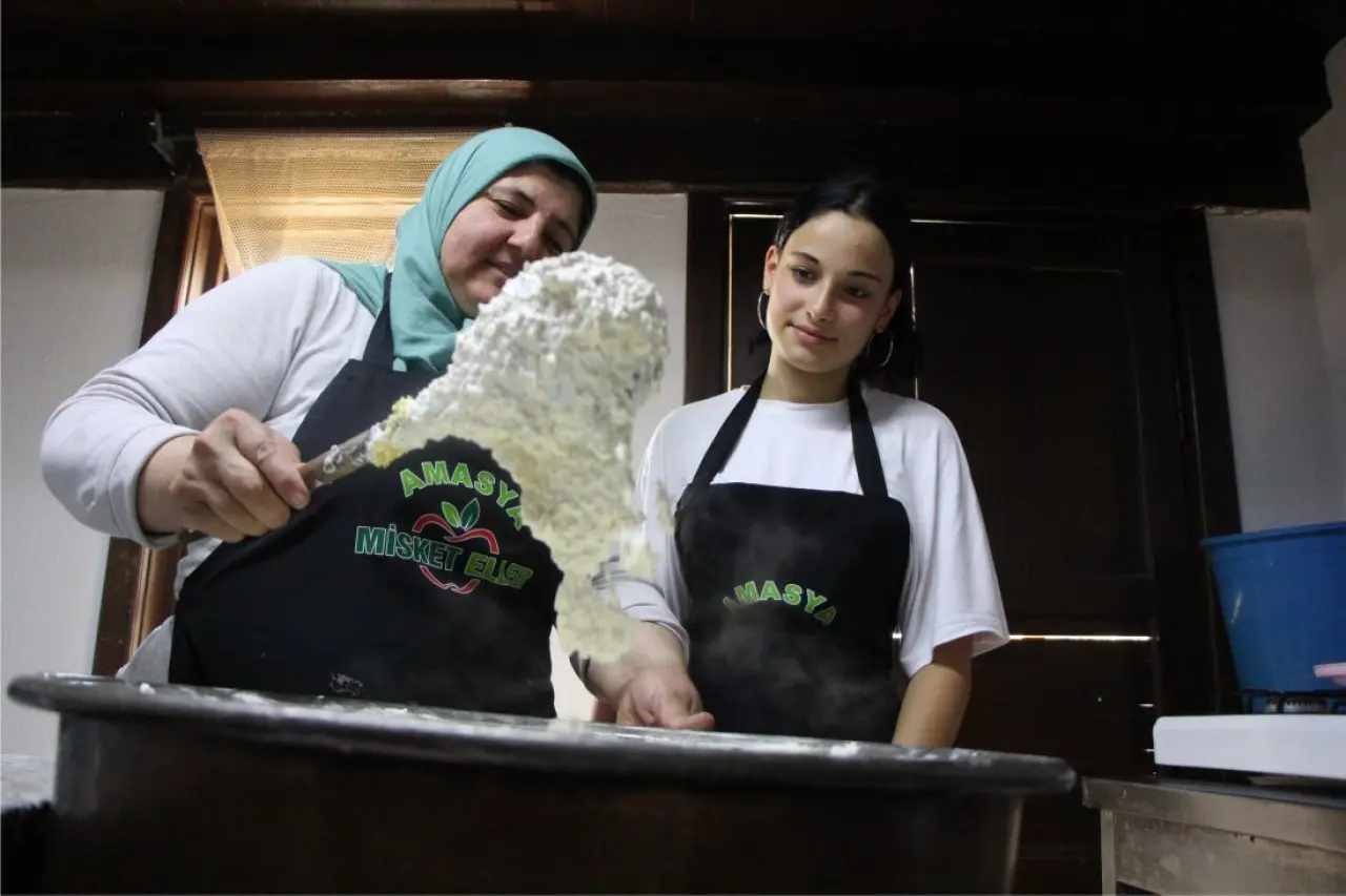 Amasya'nın tescilli lezzeti: Sıkma tarhana 2