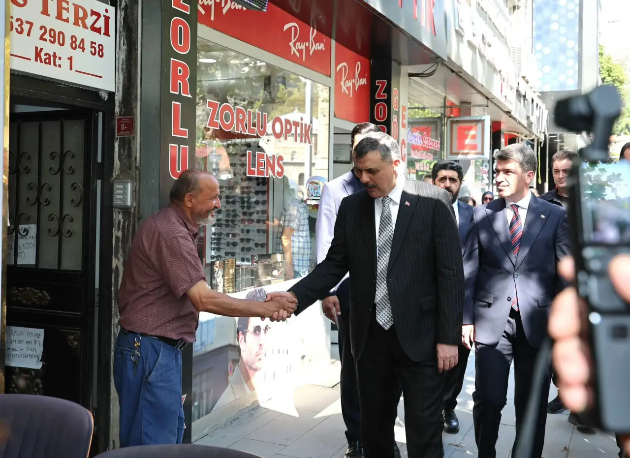 Bakan Çiftçi Amasya Sokaklarında! 2