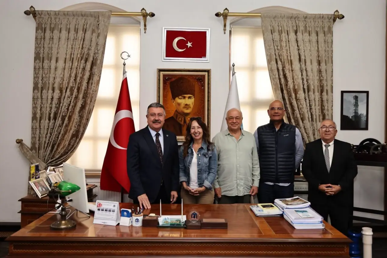 Başkan Alp Kargı Konuklarını Ağırladı 3
