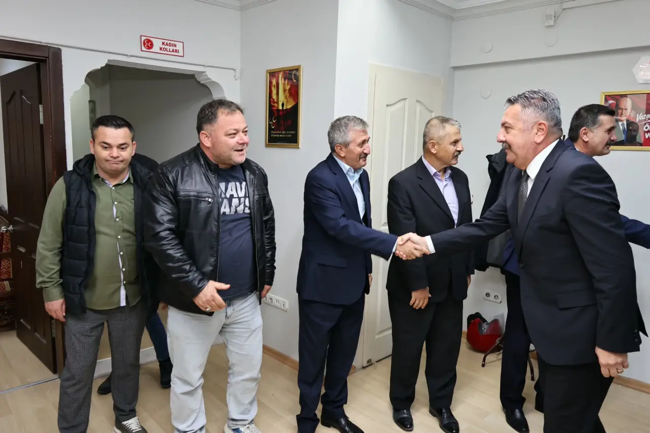 Başkan Kargı’dan MHP’ye Ziyaret: Yollar Ve Altyapı Masada 1