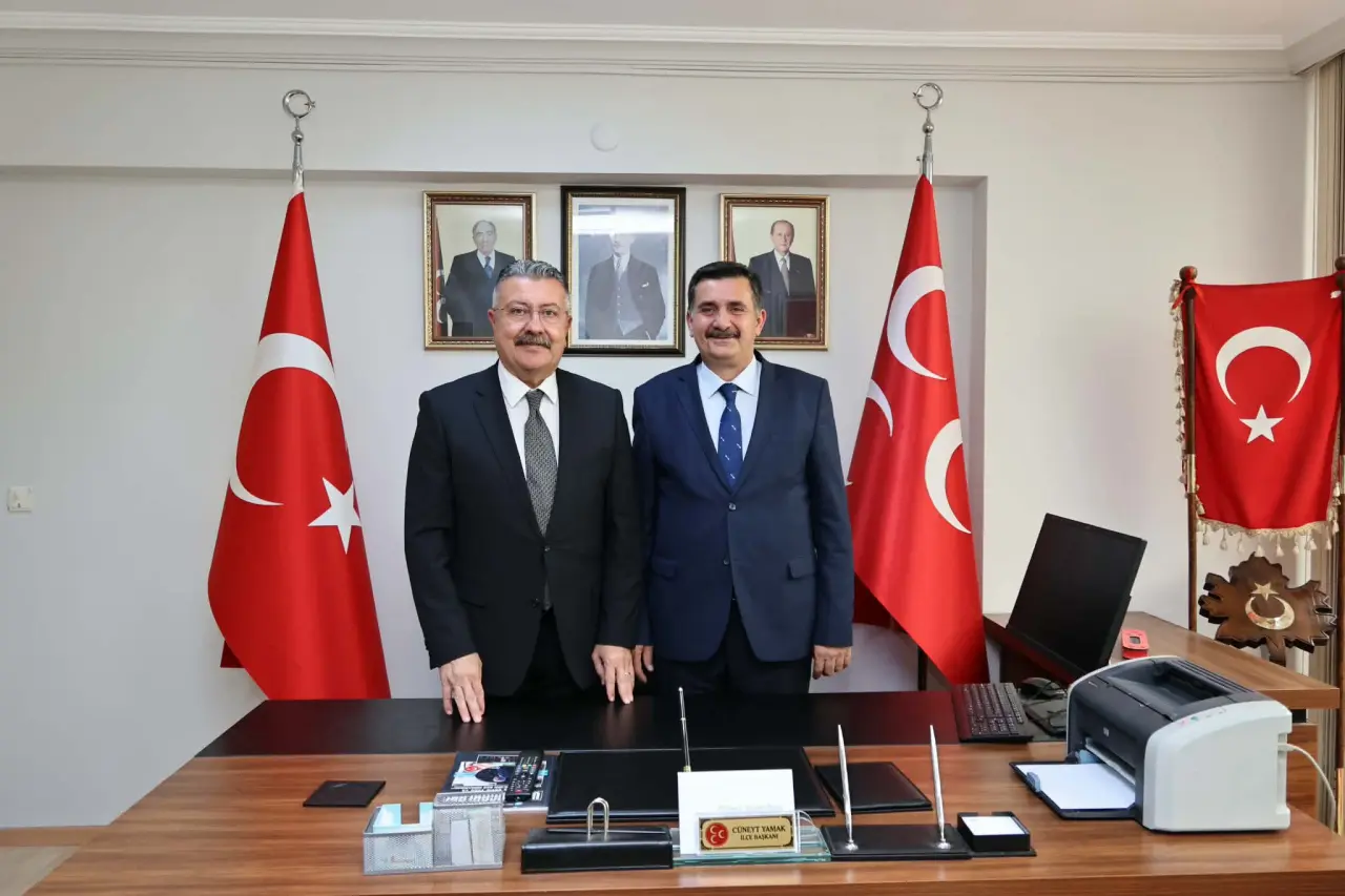 Başkan Kargı’dan MHP’ye Ziyaret: Yollar Ve Altyapı Masada 4
