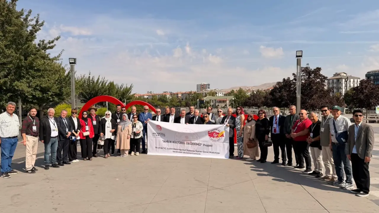 Kırşehir’de Dev Medya Buluşması! 16