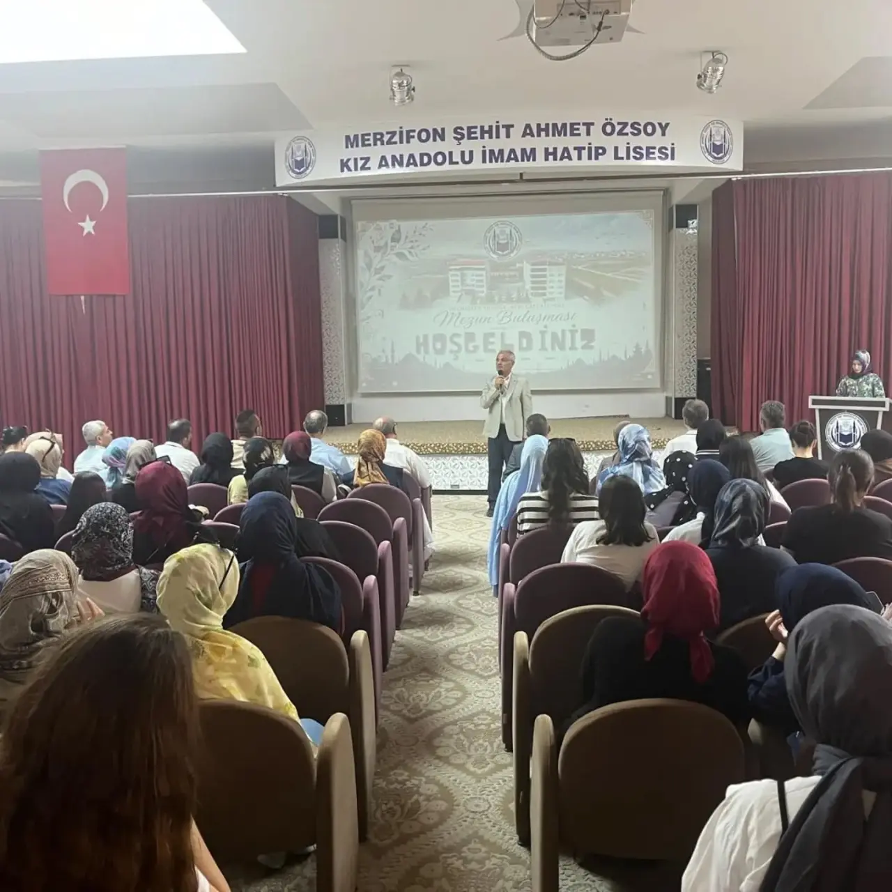 Merzifon’da 10 Yıllık Hatıralar Aynı Çatı Altında Buluştu 1