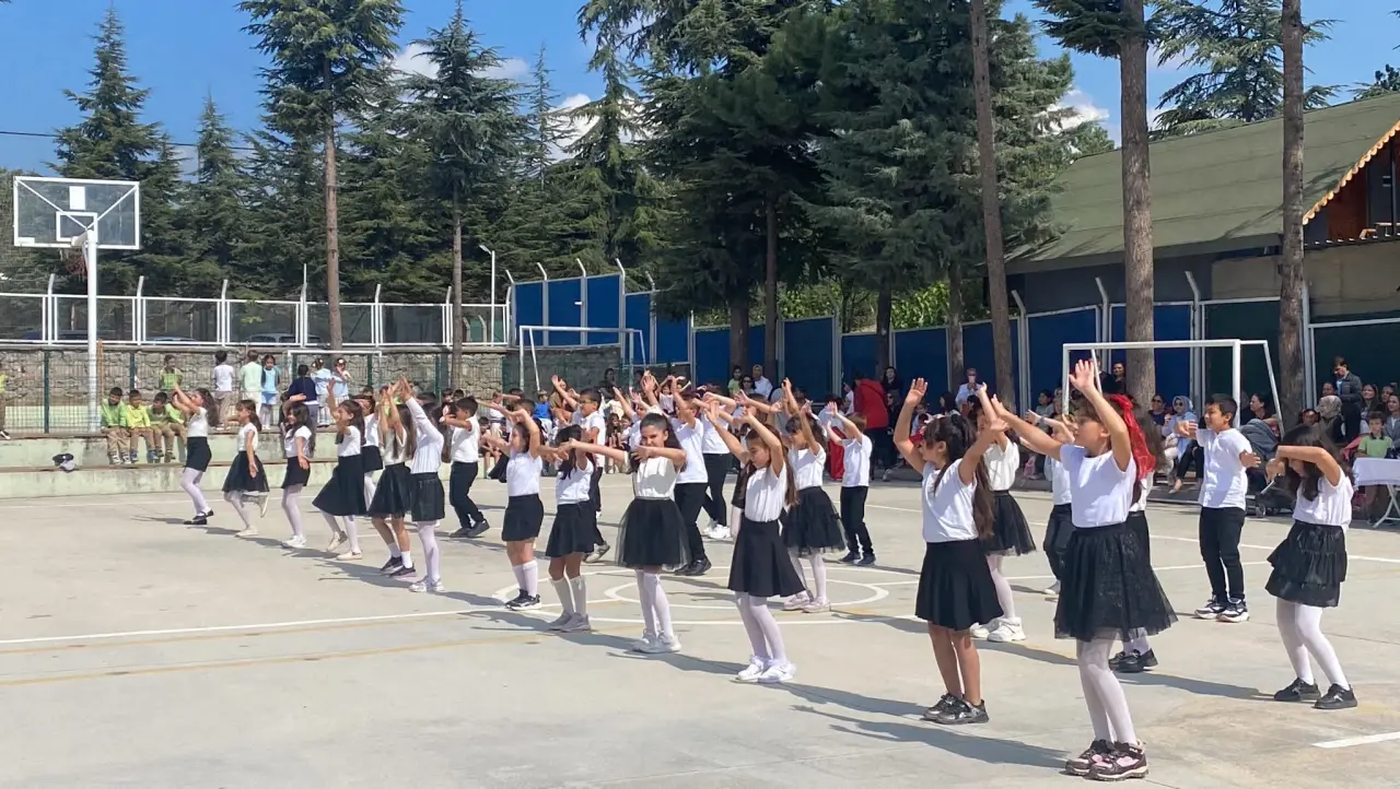 Merzifon’da İlköğretim Haftası Coşkuyla Kutlandı 8