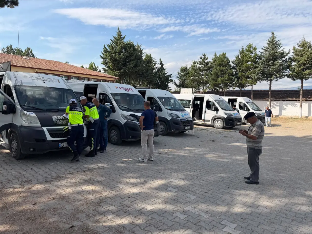 Merzifon’da Jandarmadan Servis Denetimi! 5