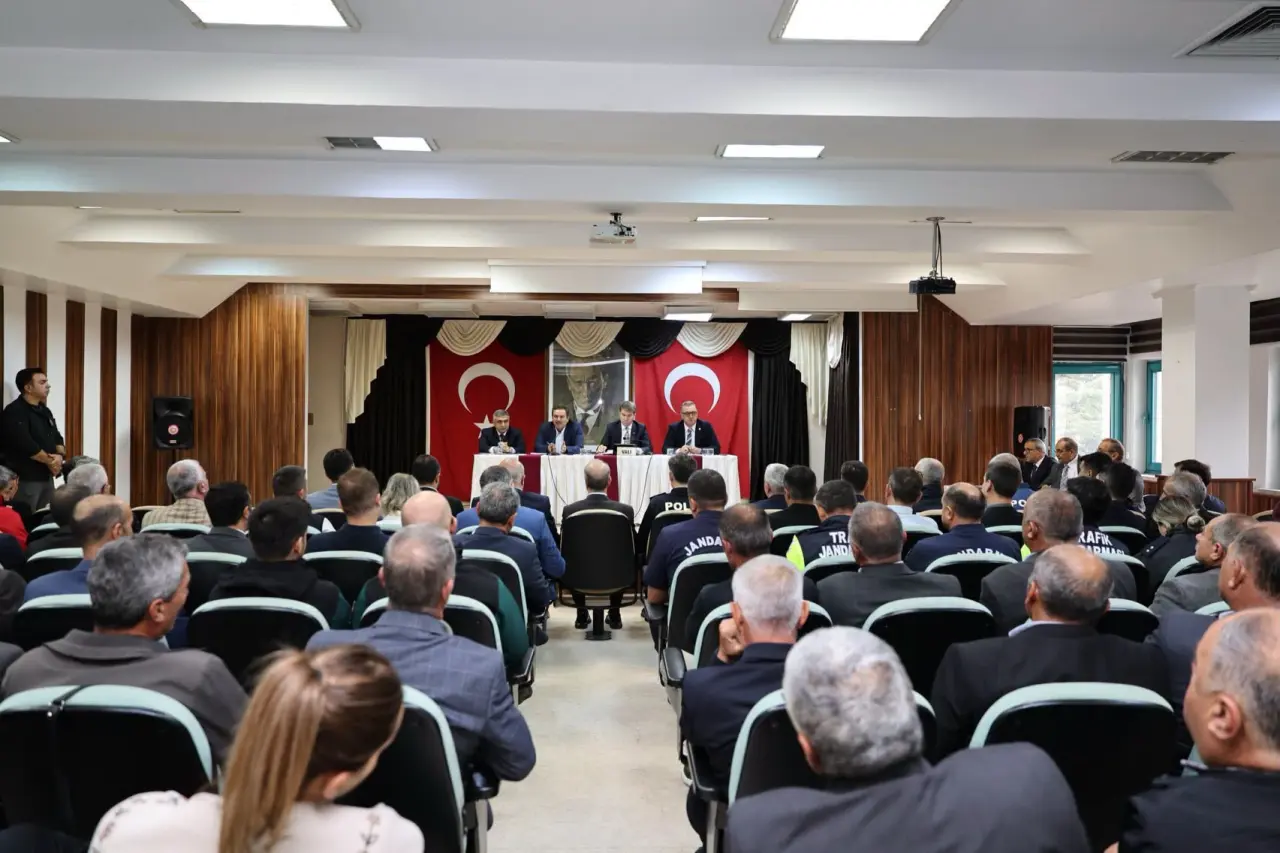 Merzifon’da Muhtarlar Toplantısı Gerçekleştirildi 1
