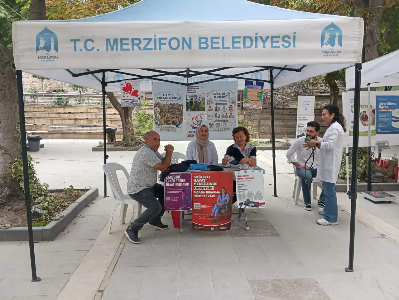 Merzifon’da Sağlık Sokağa Taşındı: Medrese Parkı’nda Ücretsiz Ölçüm ve Bilgilendirme 2