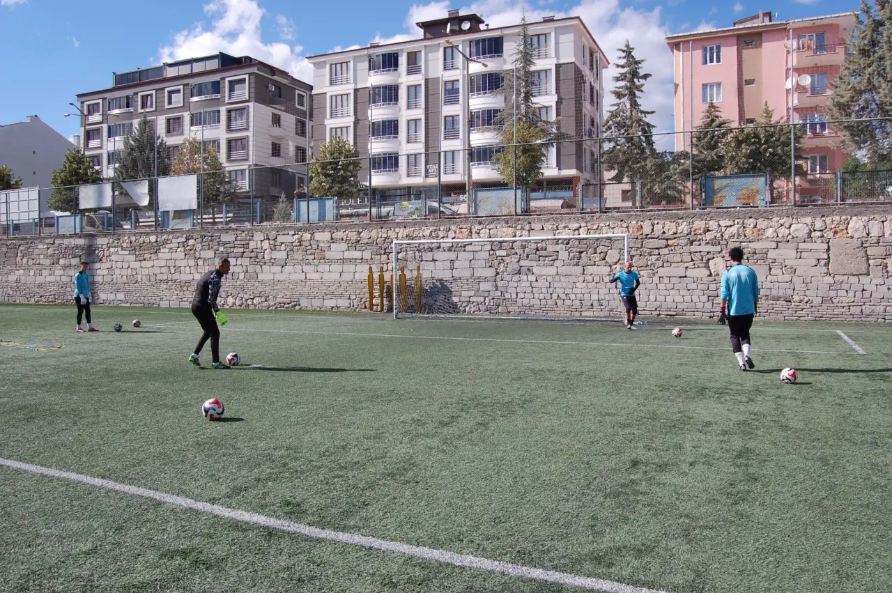 Merzifonspor’da Gol Provası! Seven’den Futbolculara Sert Uyarı 4