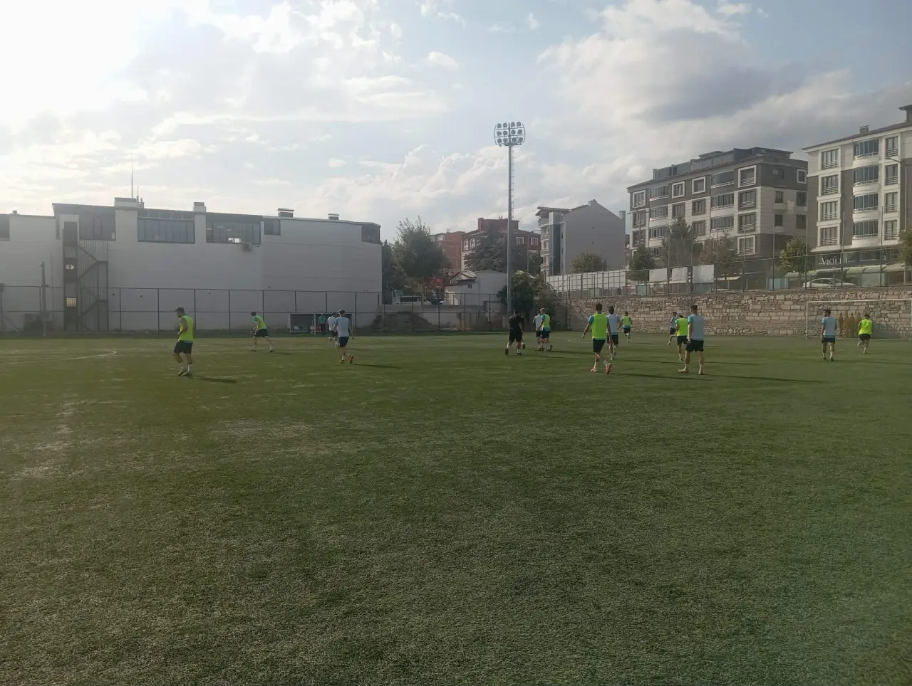 Merzifonspor’da Tempo Yükseldi: Hedef Sezona Hazır Girmek 1
