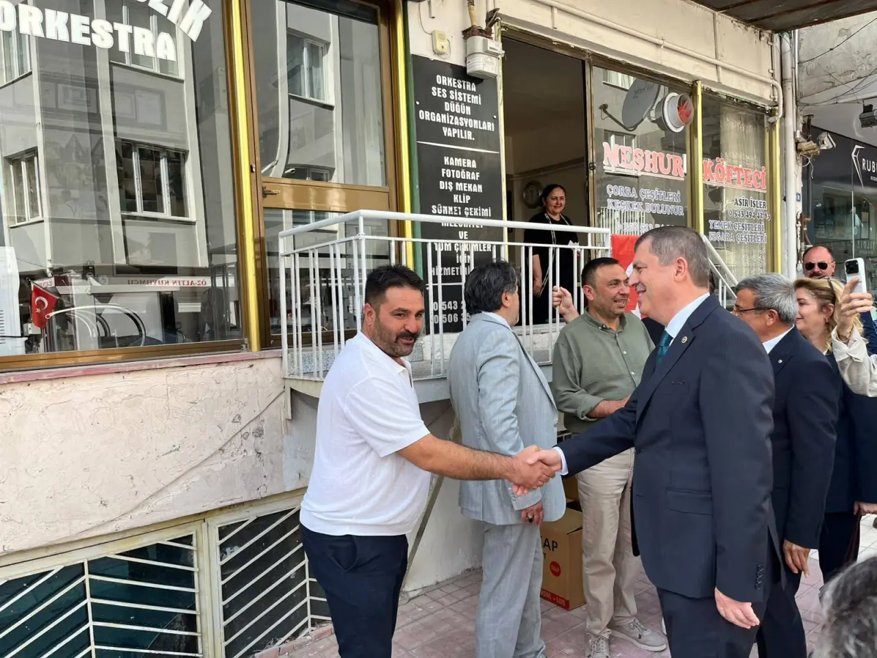 Mustafa Arslan Merzifon’da Kapı Kapı Gezdi 8