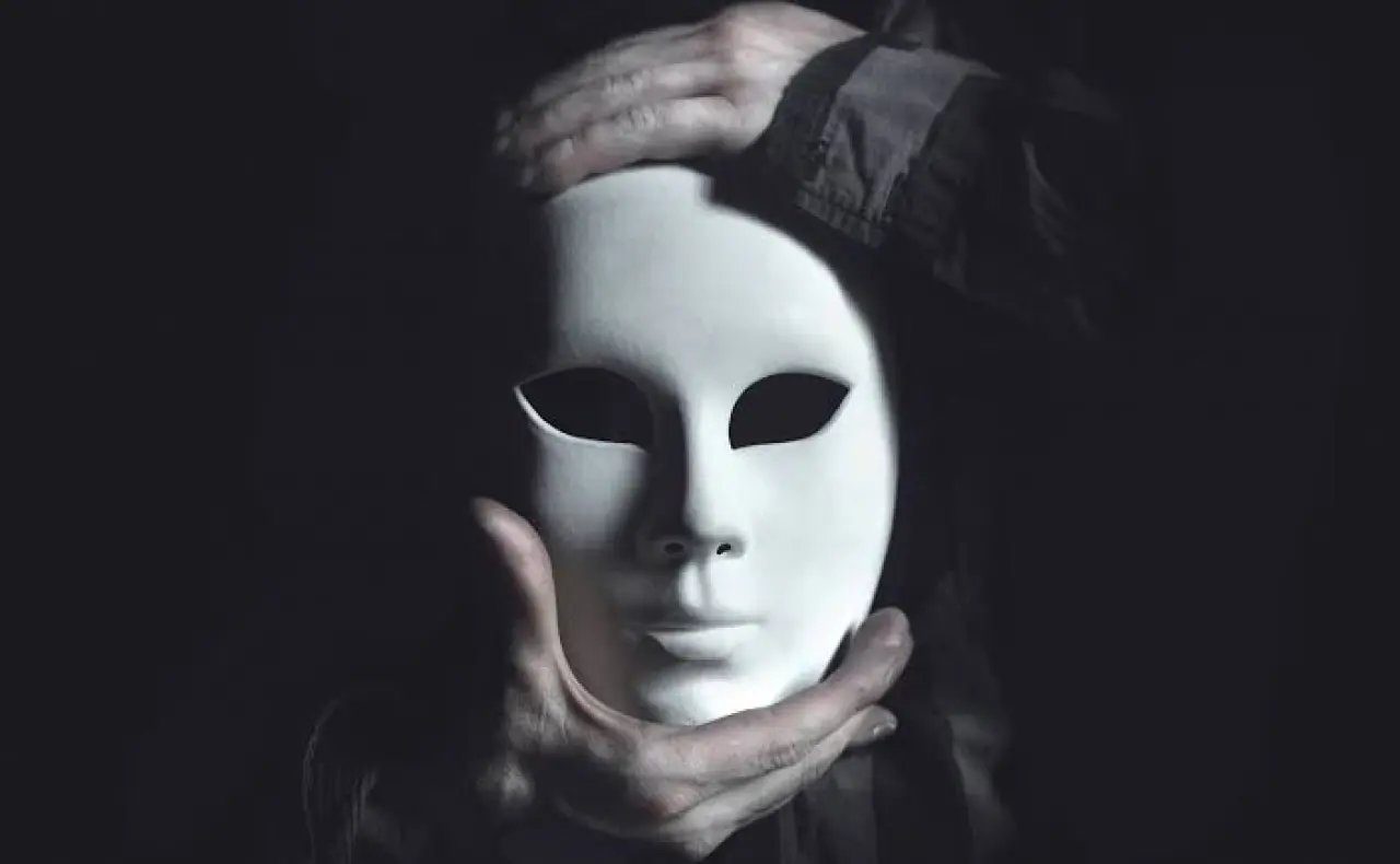 Rüyada Maske Takmak Ne Anlama Geliyor? Saklanan Gerçeklere Dikkat! 2