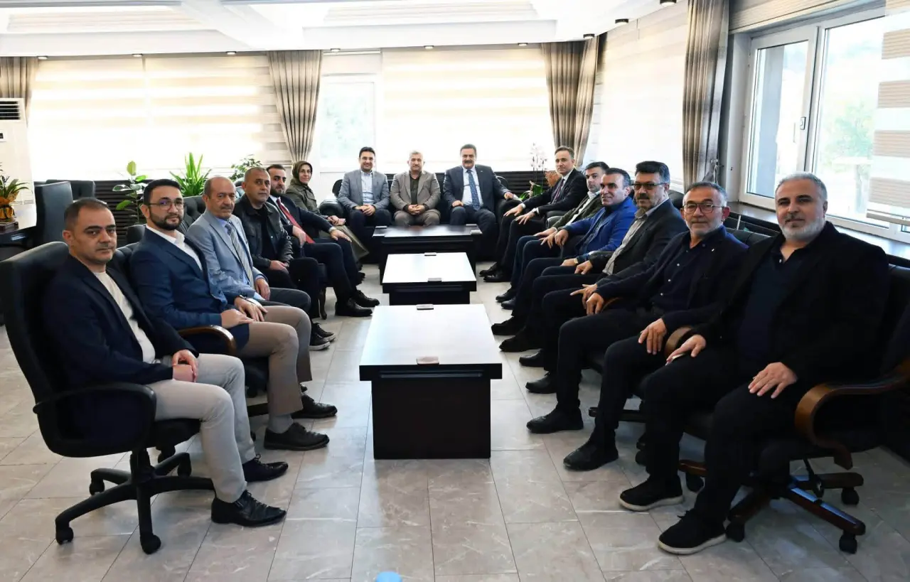 AK Parti'den Amasya’da Kurumlarla İstişare Mesaisi 2
