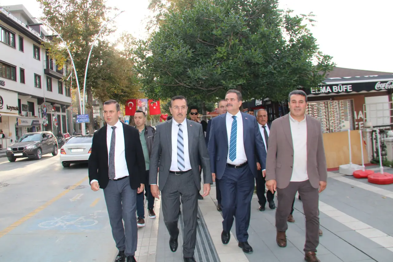 AK Parti’nin İki İsmi Amasya’da Bir Arada! 2