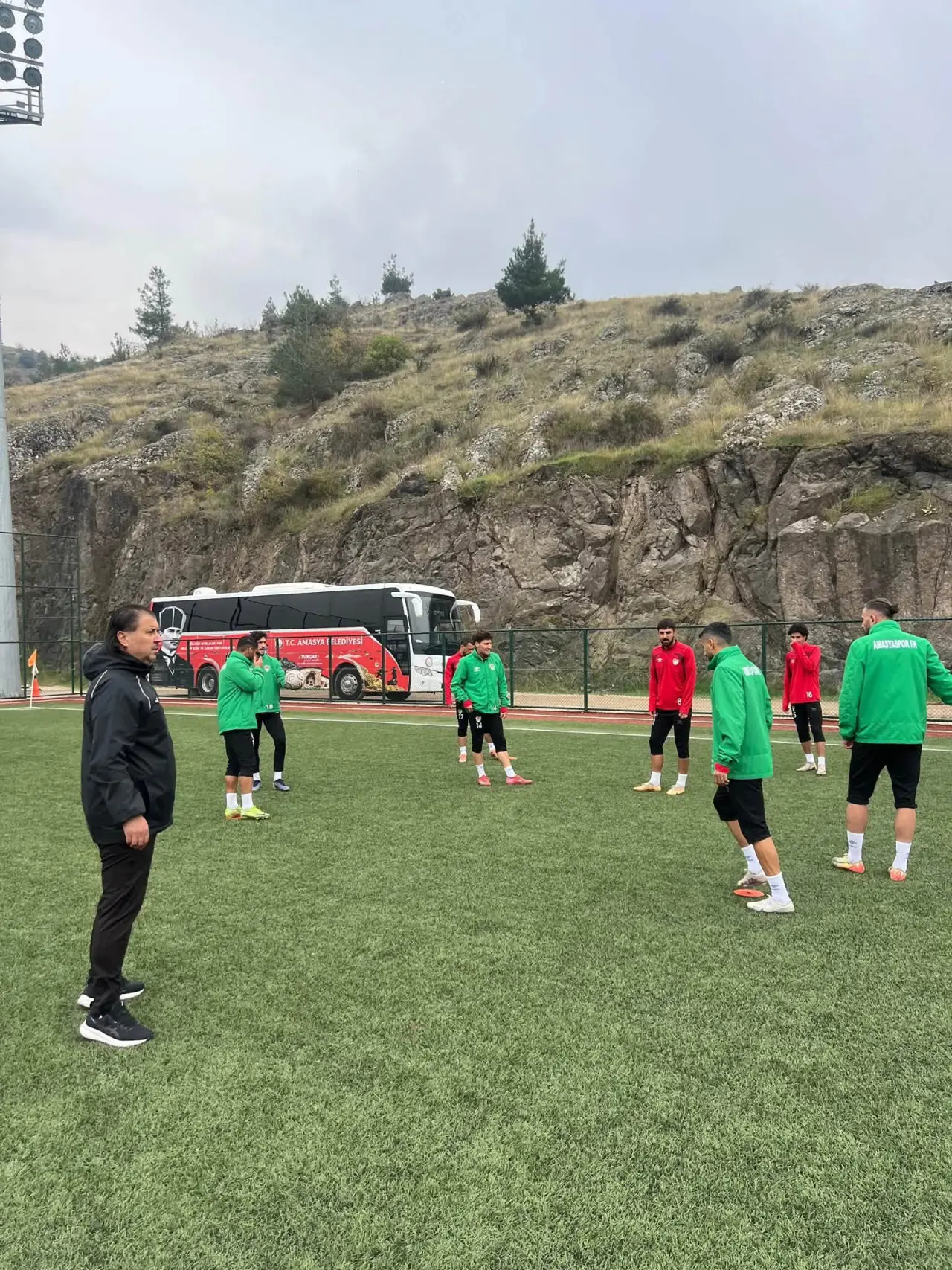 Amasya FK’da Direksiyon Mevcut Ekibin Elinde! 3