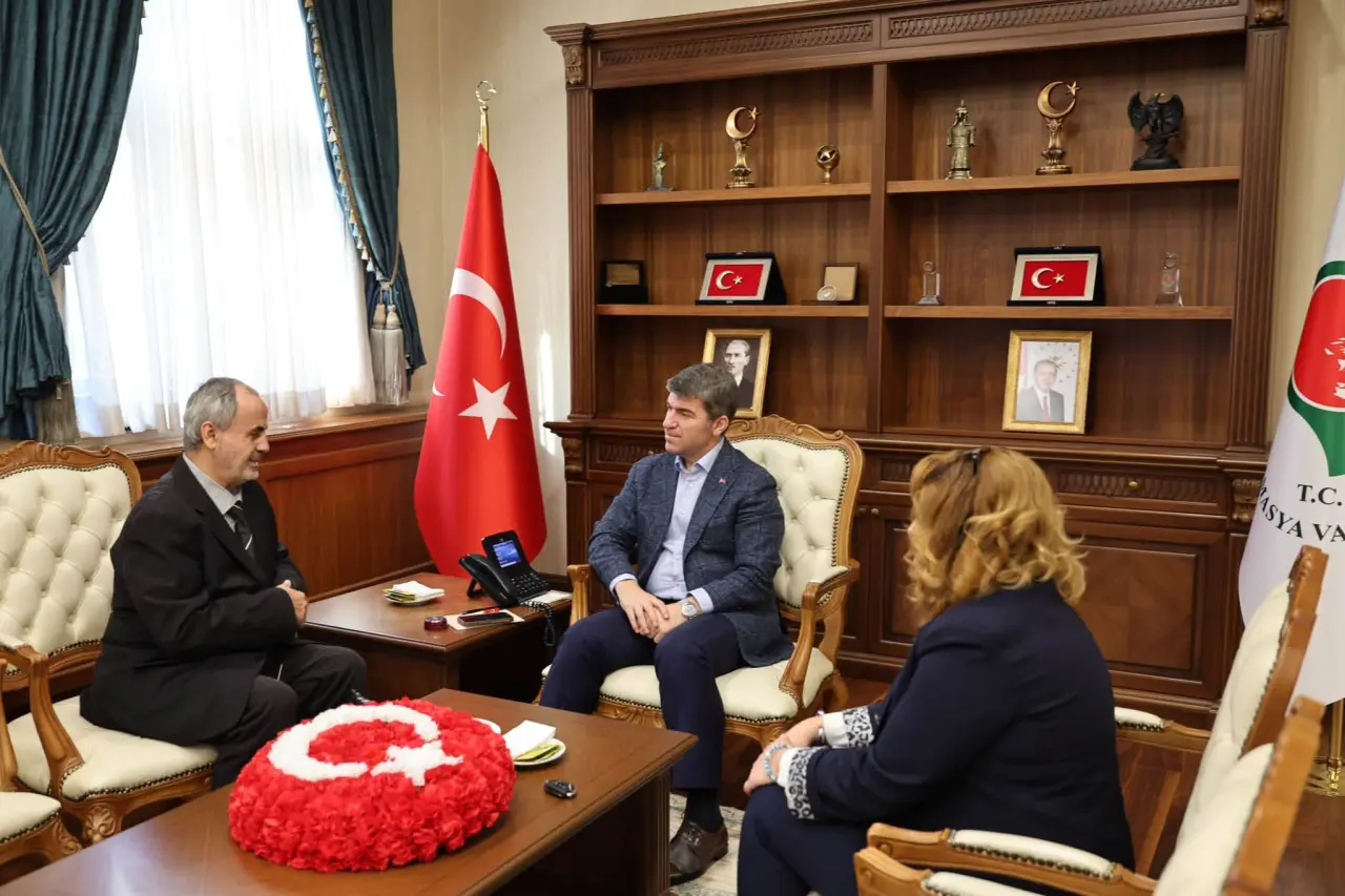 Amasya Valiliğinde Ziyaret Trafiği 3