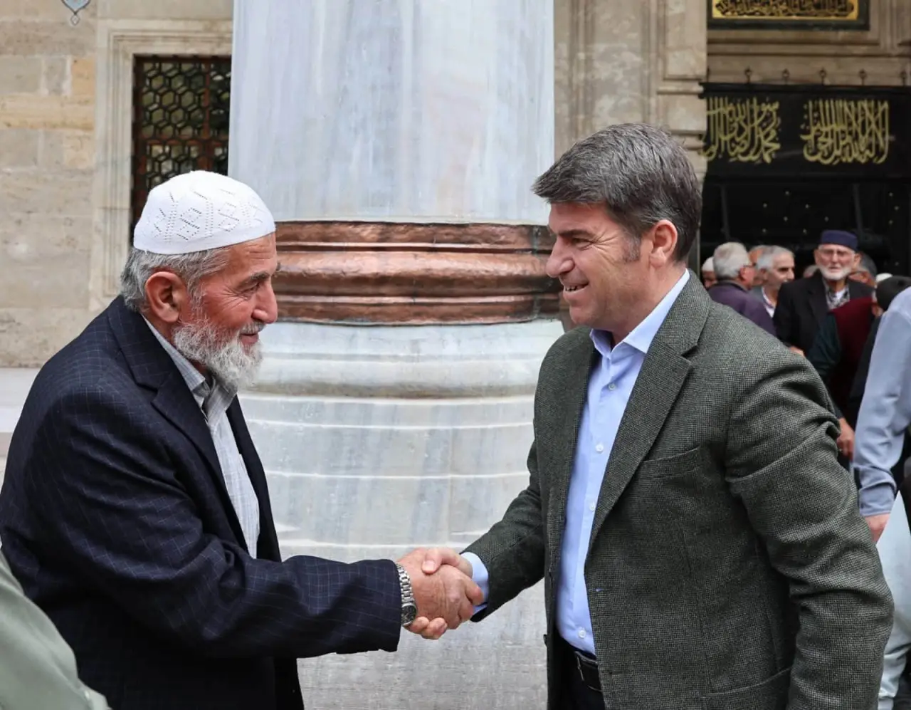 Amasya Valisi Önder Bakan Vatandaşlarla Omuz Omuza 2