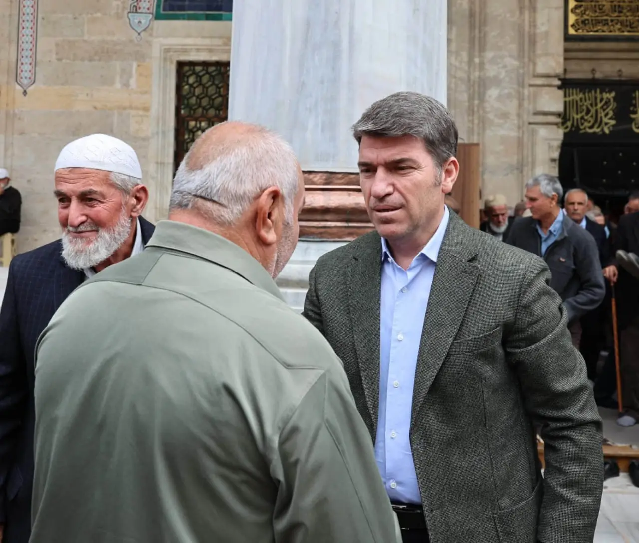 Amasya Valisi Önder Bakan Vatandaşlarla Omuz Omuza 3