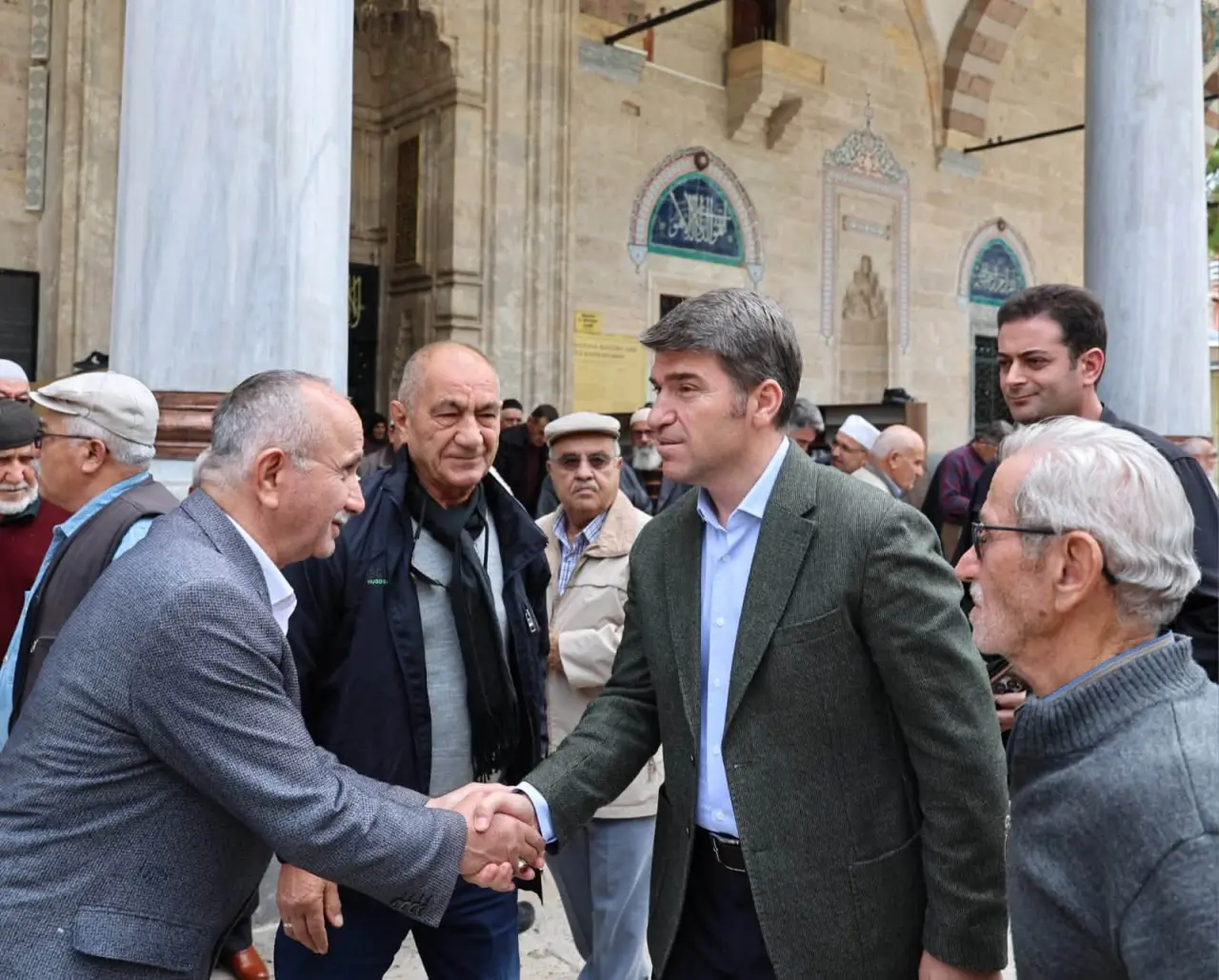 Amasya Valisi Önder Bakan Vatandaşlarla Omuz Omuza 4