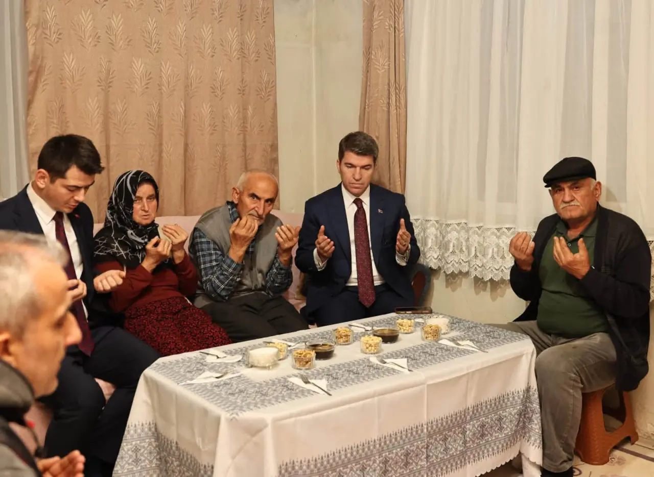 Amasya Valisi’nden Şehit Ailesine Ziyaret 3