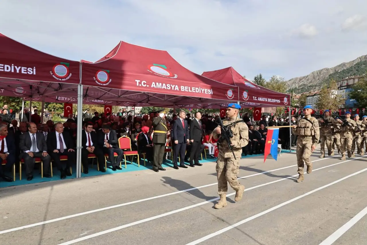 Amasya’da 103. Yıla Görkemli Kutlama! 5