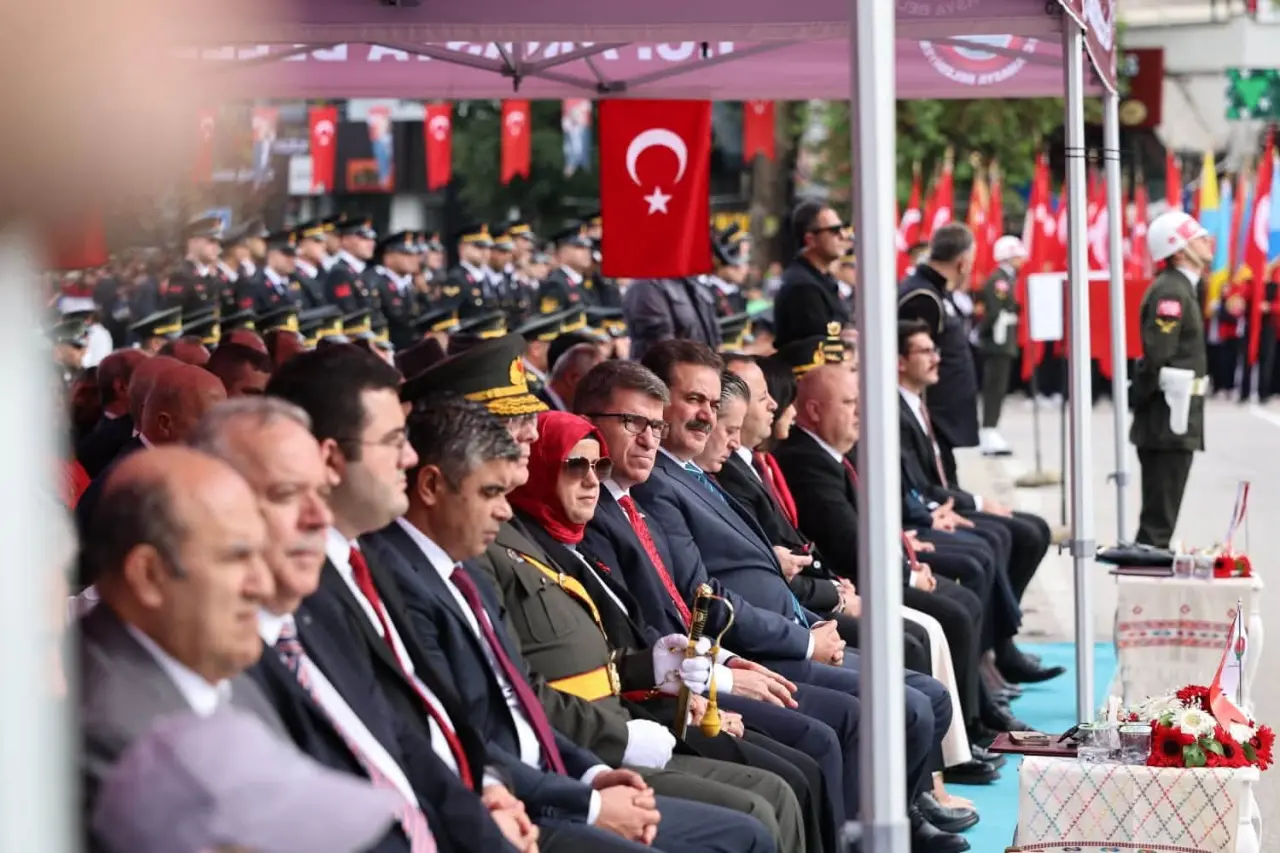 Amasya’da 103. Yıla Görkemli Kutlama! 1