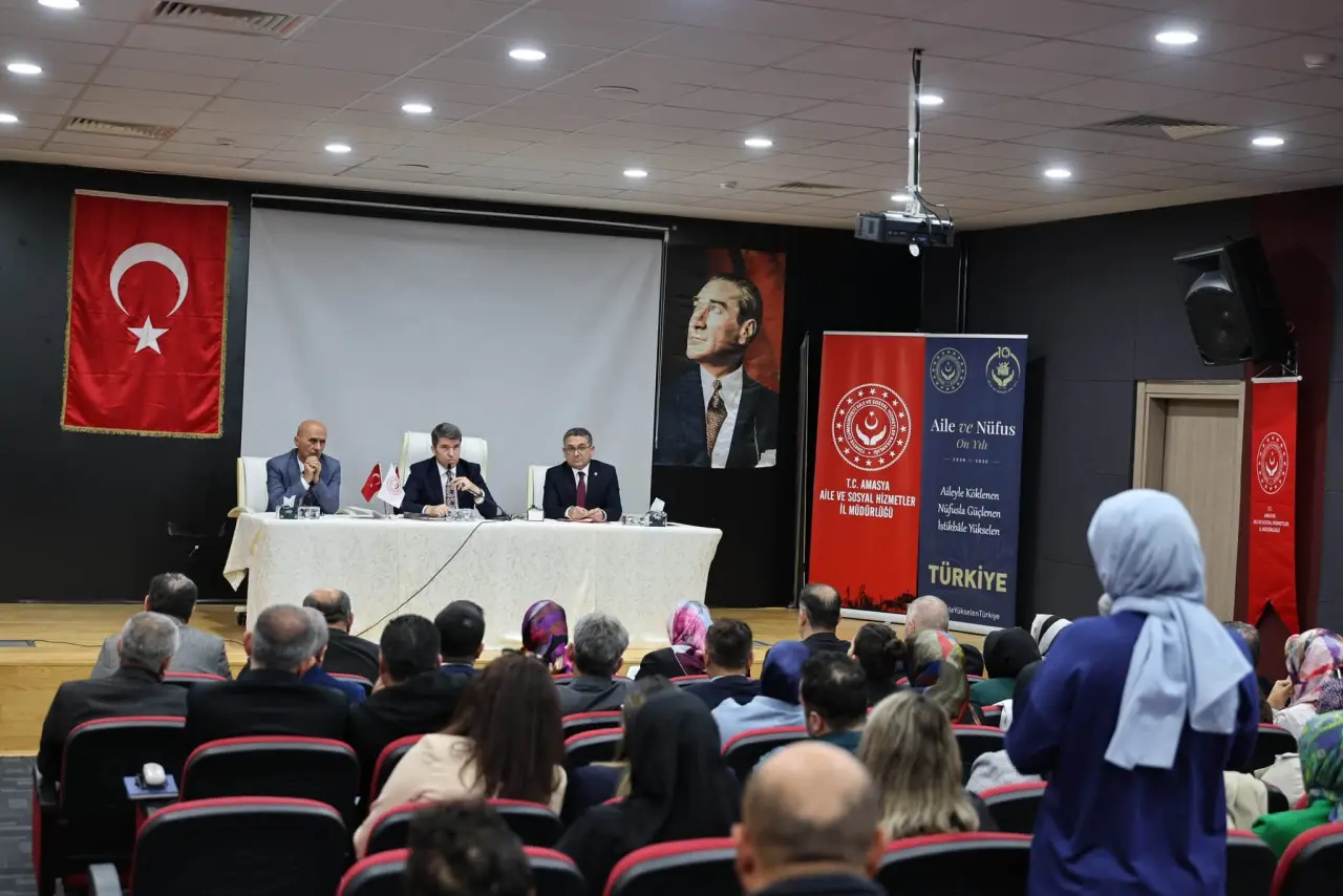 Amasya’da Çocuk Evleri ve Hizmetleri Toplantısı 3