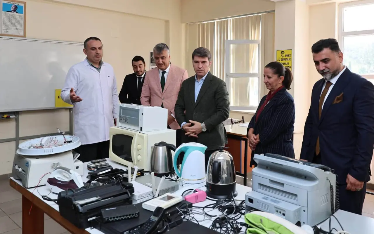 Amasya’da Elektronik Atıklar Geri Dönüşüme Kazandırılacak 3
