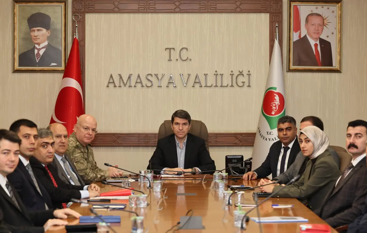 Amasya’da Güvenlik ve Asayiş Toplantısı Gerçekleştirildi 1