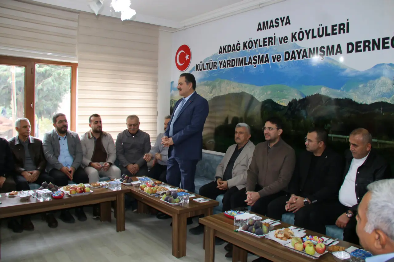 Amasya’da Haluk İpek’ten Dernek Ziyareti! 1