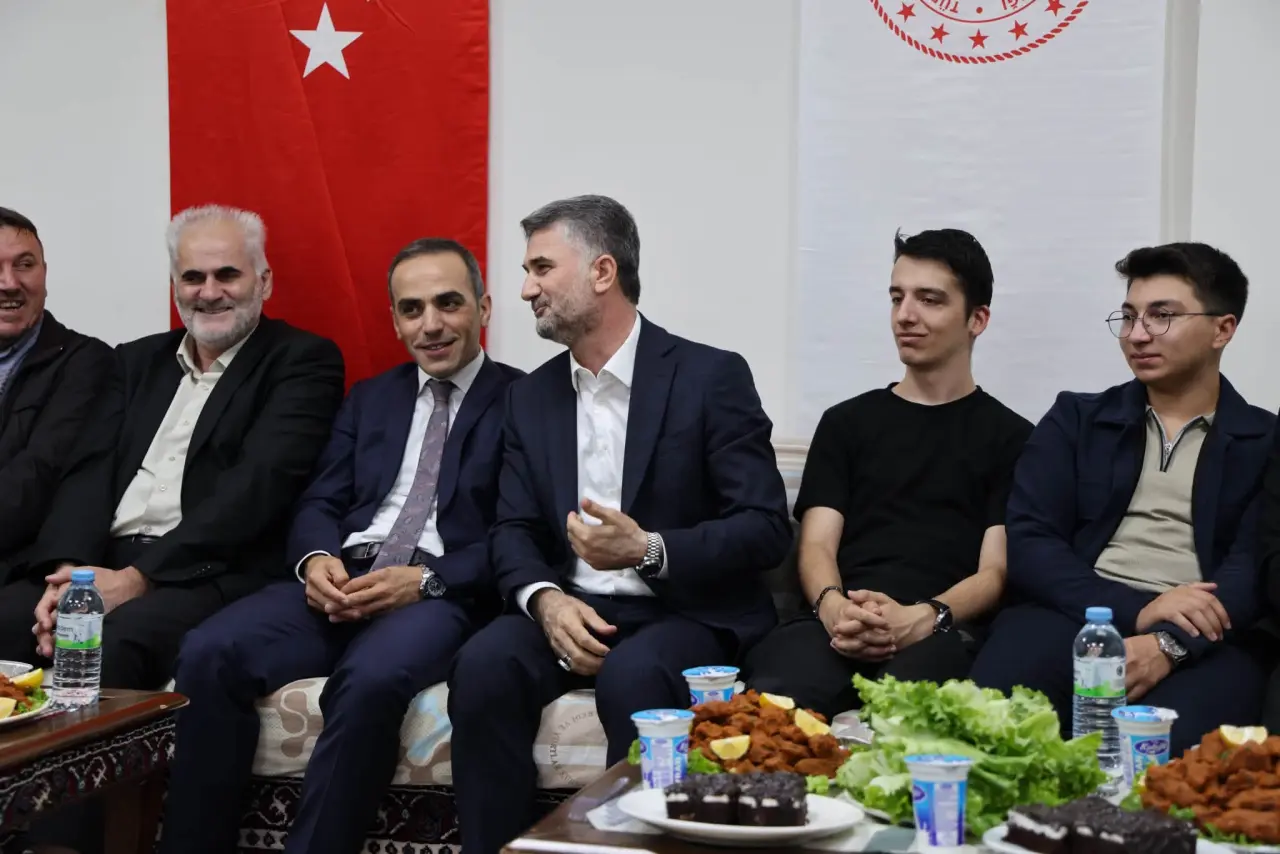 Amasya’da İki Müdür Öğrencilerle Buluştu! 3