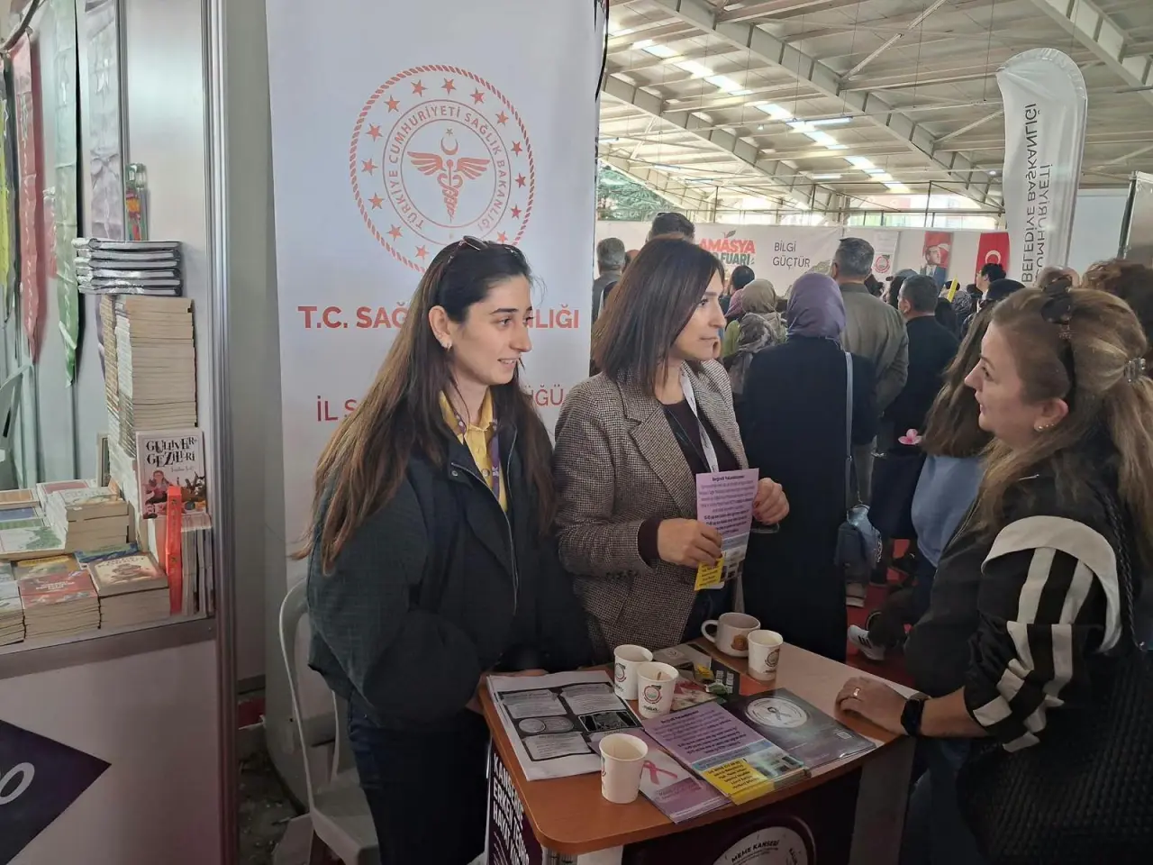 Amasya’da Kitap ve Sağlık Aynı Çatıda 3