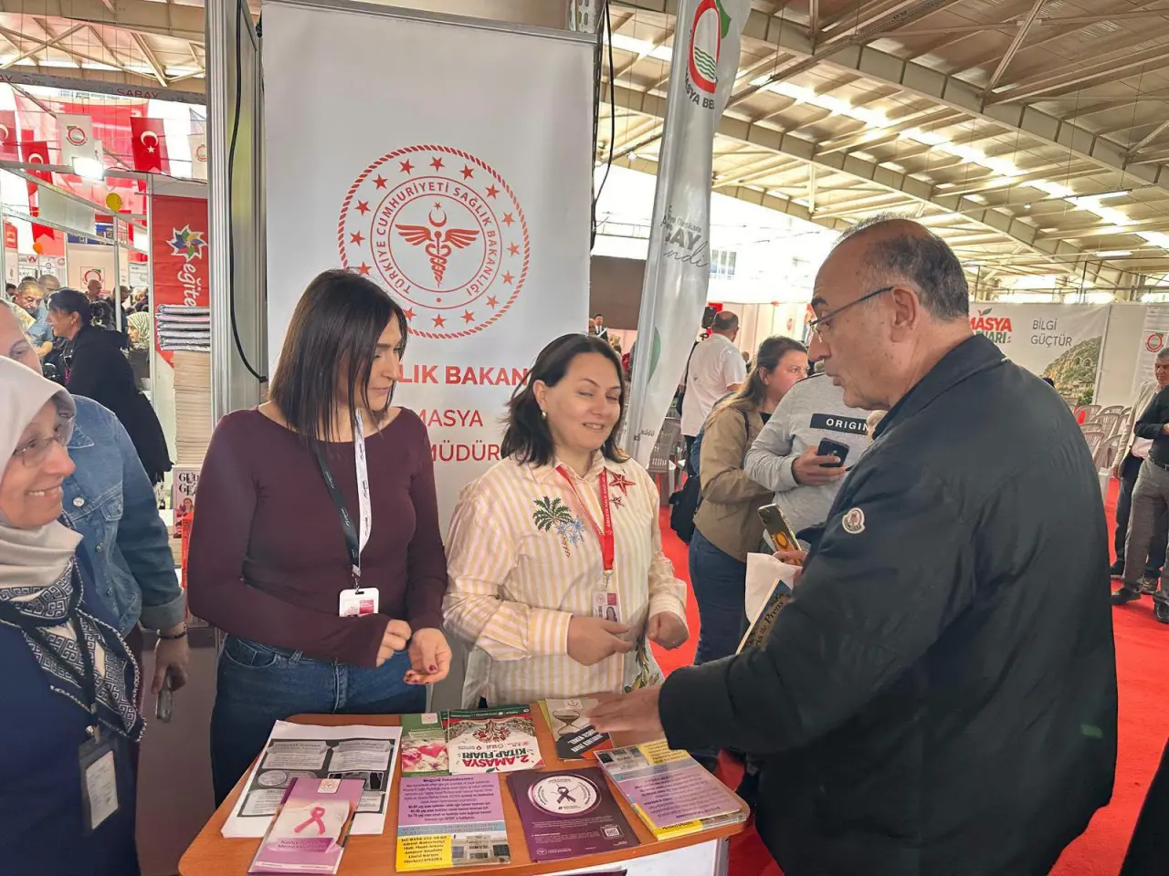 Amasya’da Kitap ve Sağlık Aynı Çatıda 5