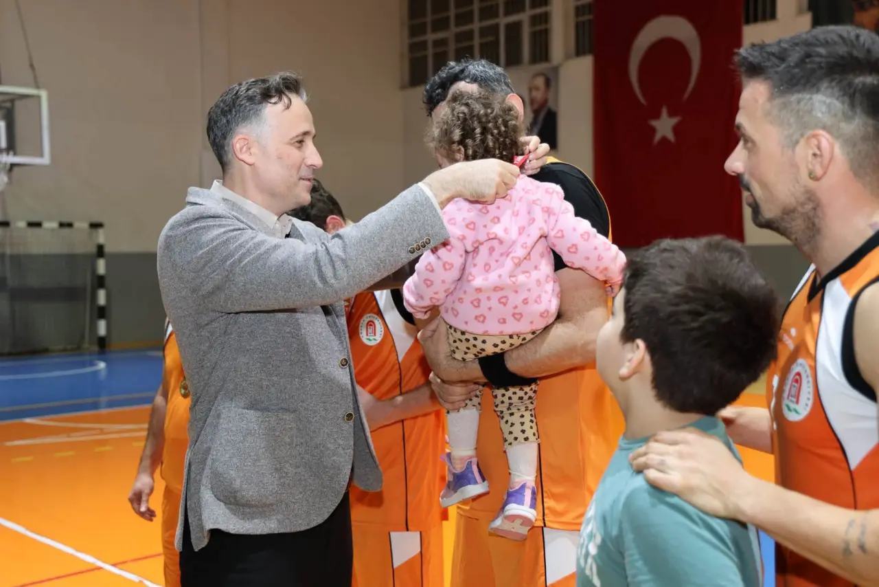 Amasya’da Kurumlar Potada Yarıştı! 3
