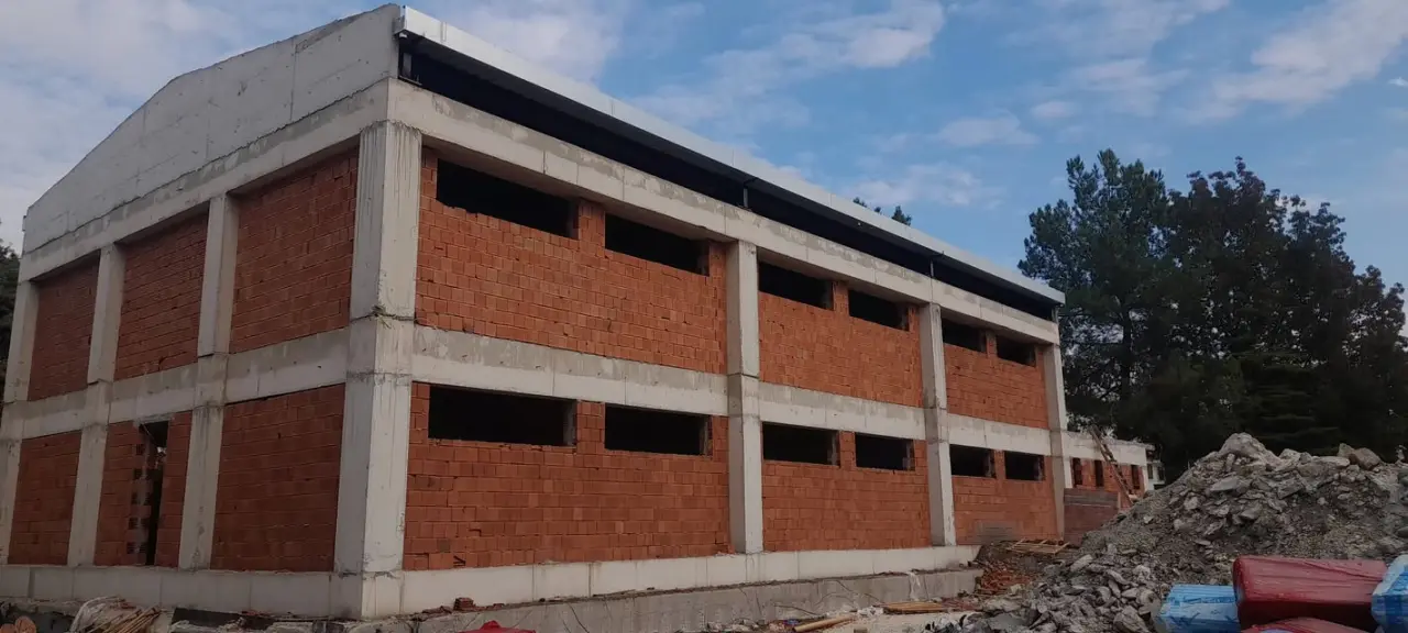 Amasya’da Üç Okula Spor Salonu Yapılıyor 3