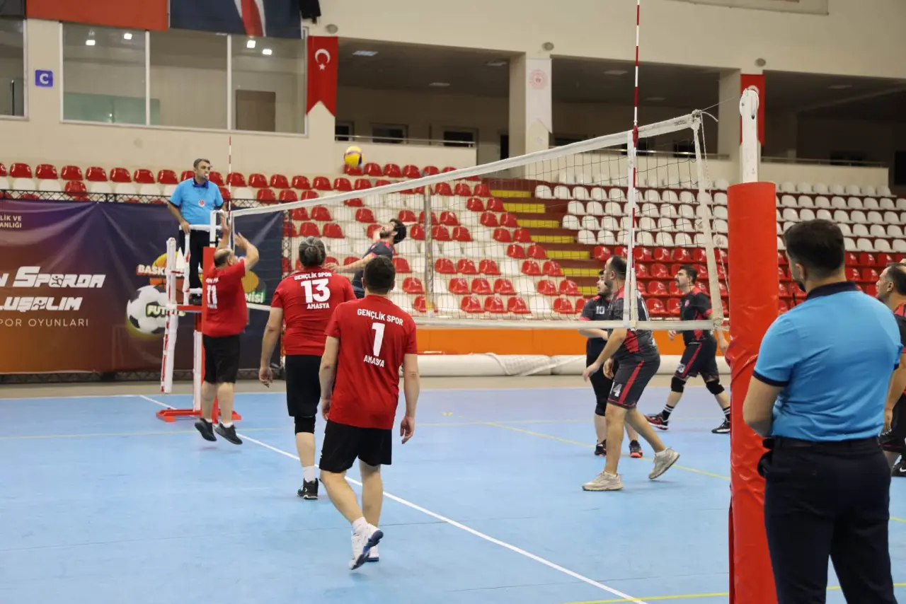 Amasya’da Voleybol Heyecanı Sona Erdi! Şampiyon Belli Oldu 9