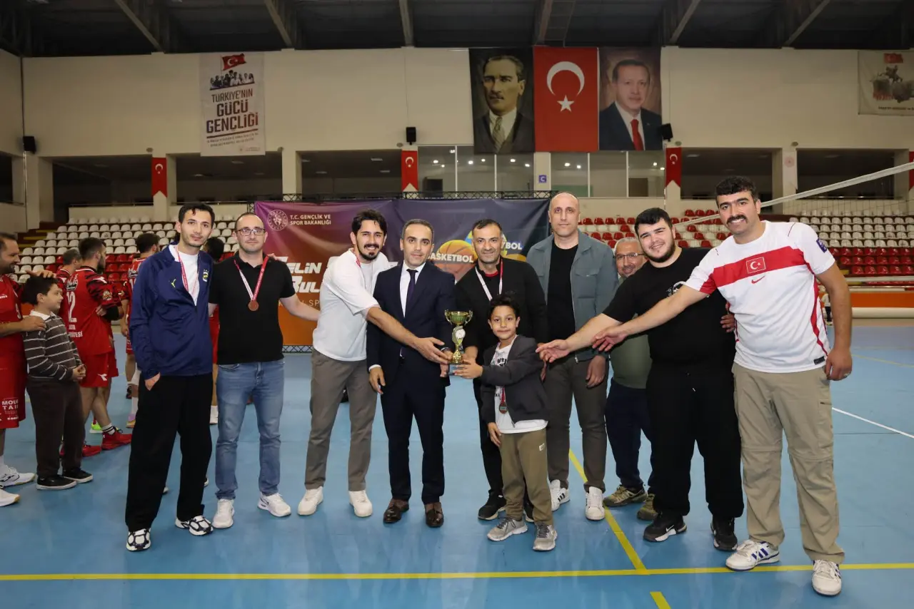 Amasya’da Voleybol Heyecanı Sona Erdi! Şampiyon Belli Oldu 2